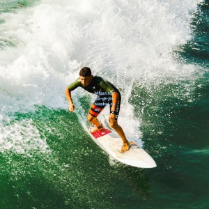 米兰锋线调整，奥卡福被推荐至博洛尼亚，未来或成意甲转会关键棋